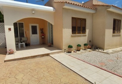 Paphos Town, Paphos Bungalow Alquilado | BKU10161