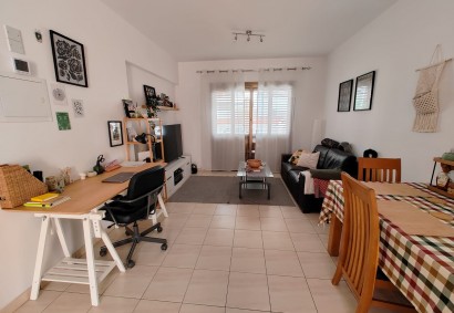 Kato Paphos - Universal Apartment En alquiler | BK10703