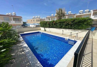 Kato Paphos - Universal Casa adosada En alquiler | BKH11048