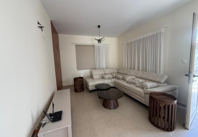 Kissonerga Villa independiente En alquiler | BK11689