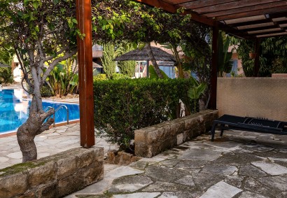 Pegeia Apartamento Planta Baja Propiedad en Venta | SY11934